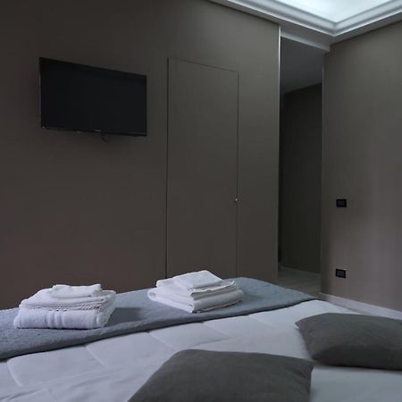 Royalty Rooms & Spa Neapel Exterior foto
