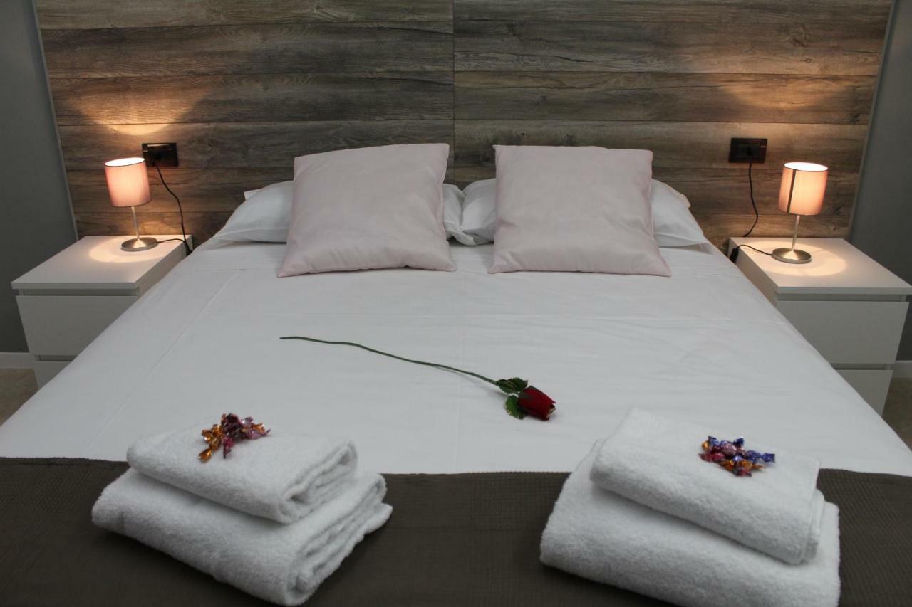 Royalty Rooms & Spa Neapel Exterior foto